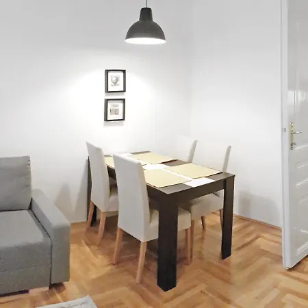 Luxury New With Gallery At Dob Street Nearby Gozsdu Court Apartamento Budapest